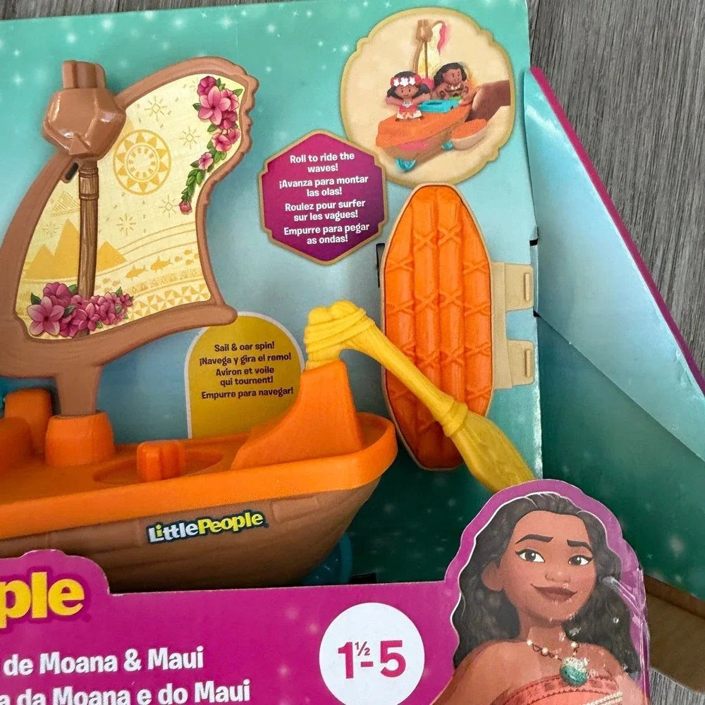Fisher-Price Little People Disney Moana's Canoe Boat Maui Playset NIB 18+ Months